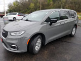 New 2025 Chrysler Pacifica Select image 3