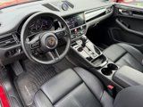 Used 2024 Porsche Macan image 4