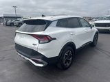 Used 2024 Kia Sportage LX image 3