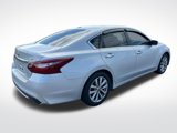 Used 2018 Nissan Altima 2.5 SV image 3