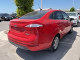 Used 2015 Ford Fiesta SE image 3