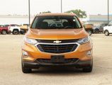 Used 2018 Chevrolet Equinox LT w/ Sun & Infotainment Package image 2
