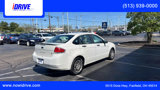 Used 2010 Ford Focus SE image 5