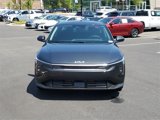 New 2025 Kia K4 LXS image 2