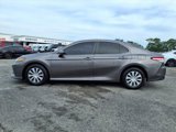 Used 2018 Toyota Camry L image 4