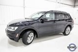 Used 2019 Volkswagen Tiguan SE w/ Panoramic Sunroof Package image 3