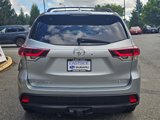 Used 2019 Toyota Highlander SE image 6
