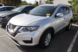 Used 2019 Nissan Rogue SV image 2