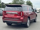 Used 2023 GMC Yukon XL Denali w/ Advanced Technology Package image 5