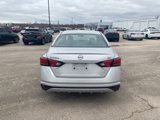 Used 2023 Nissan Altima 2.5 SV image 5