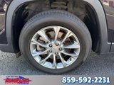 Used 2021 Jeep Cherokee Latitude Plus image 3