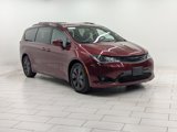 Used 2019 Chrysler Pacifica Touring-L w/ S Appearance Package image 2