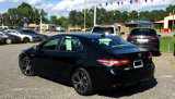 Used 2020 Toyota Camry SE image 3