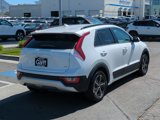 Used 2023 Kia Niro EX image 3
