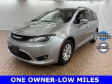 Used 2017 Chrysler Pacifica Touring-L image 3