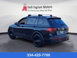 Used 2023 Volkswagen Tiguan SE R-Line image 3