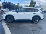 Used 2024 Nissan Rogue S image 3
