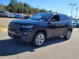 New 2025 Jeep Compass Latitude image 3