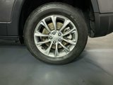 Used 2021 Jeep Cherokee Latitude Plus image 5