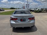 Used 2021 Toyota Camry SE image 6