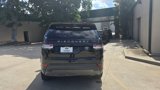 Used 2019 Land Rover Discovery SE image 3