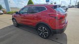 Used 2017 Nissan Rogue Sport SL w/ SL Premium Package image 6
