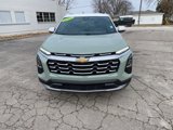 New 2025 Chevrolet Equinox LT image 2