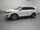 Used 2017 Kia Sorento EX image 2