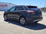 Used 2022 Ford Edge SEL w/ Convenience Package image 4