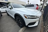Used 2022 Volvo V60 T5 Cross Country w/ Advanced Package image 2