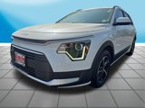 Used 2023 Kia Niro LX image 1