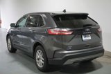 Used 2023 Ford Edge SEL image 3