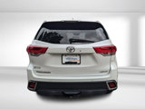 Used 2017 Toyota Highlander Limited Platinum image 6