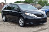 Used 2016 Toyota Sienna LE image 3
