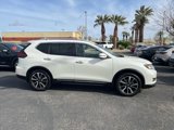 Used 2019 Nissan Rogue SL w/ Premium Package image 4