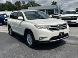 Used 2013 Toyota Highlander SE image 2