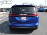 Used 2021 Chrysler Pacifica Touring-L image 5