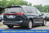 Used 2021 Chrysler Pacifica Touring-L image 4