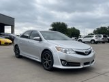 Used 2012 Toyota Camry SE image 1