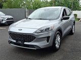 Used 2022 Ford Escape SE image 3