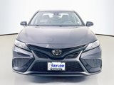 Used 2022 Toyota Camry SE image 2