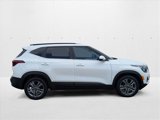 Used 2023 Kia Seltos S w/ Navigation Package image 4