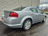 Used 2014 Dodge Avenger SE image 4