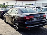 Used 2016 Volkswagen Jetta Sport image 2