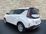 New 2025 Kia Soul LX image 3