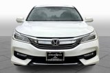 Used 2017 Honda Accord Touring image 3
