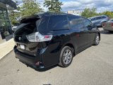 Used 2019 Toyota Sienna SE image 3
