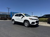 Used 2022 Chevrolet Trax LT w/ LT Convenience Package image 3