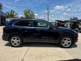 Used 2016 Porsche Cayenne w/ Premium Package image 3