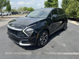 Used 2023 Kia Sportage EX image 3